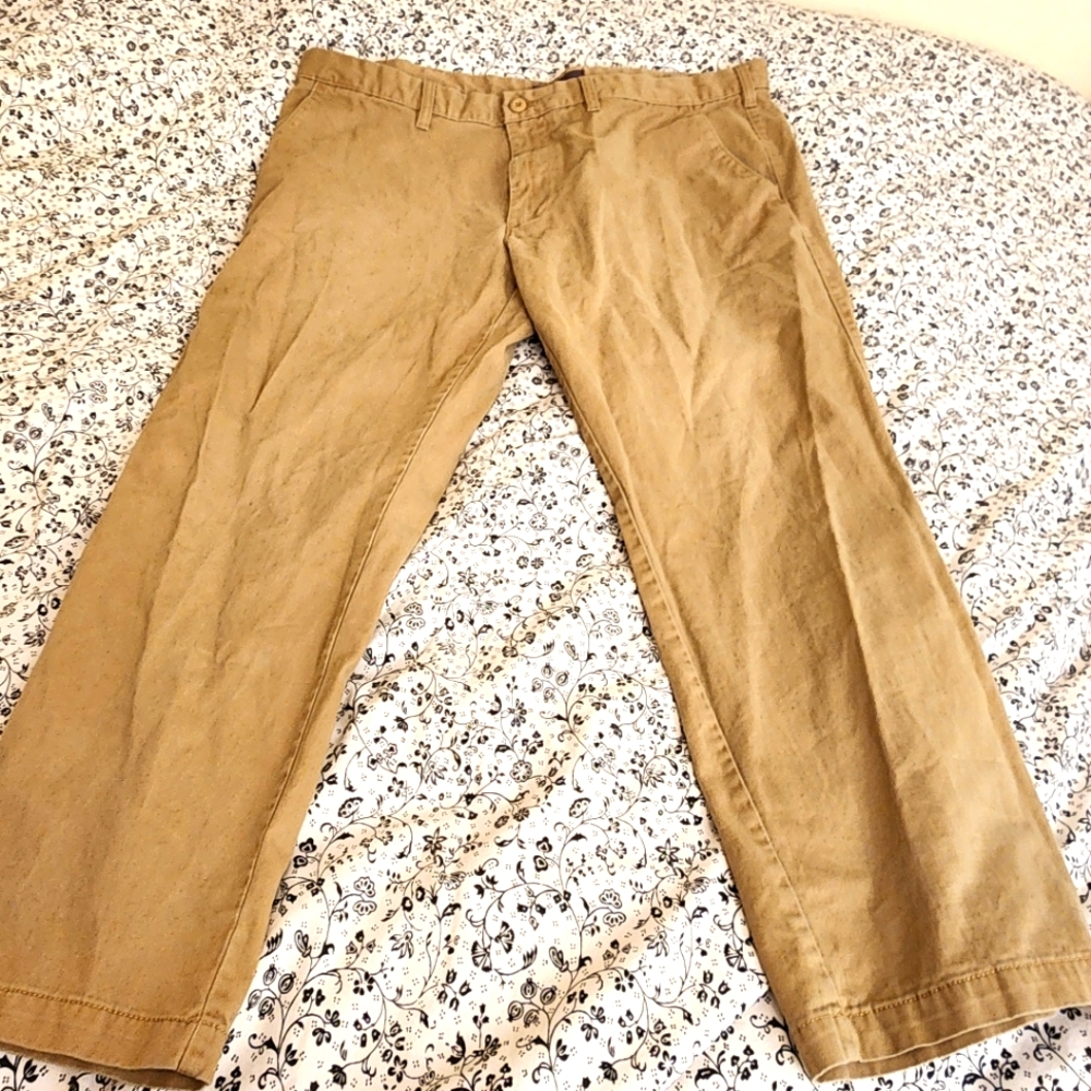 Eddie Bauer khaki pants 42x30